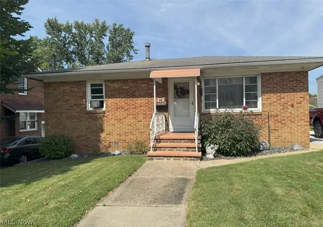 Photo 1 of Sale Pending at 223 E Cassell Ave, Barberton, OH 44203 | MLS# 5241495 | Listing updated on 2026-09-04