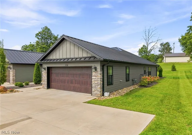 Photo 3 of Sale Pending at 1017 Sycamore Ln, Millersburg, OH 44654 | MLS# 5241006 | Listing updated on 2026-09-18