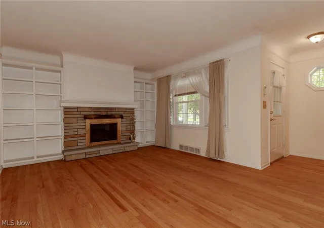 Photo 2 of Single family home for sale at 6372 Clearair Dr, Mentor, OH 44060 | MLS# 5241199 | Listing updated on 2026-09-09
