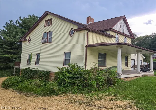 Photo 3 of Single family home for sale at 111 High St, Freeport, OH 43973 | MLS# 5241701 | Listing updated on 2026-10-02