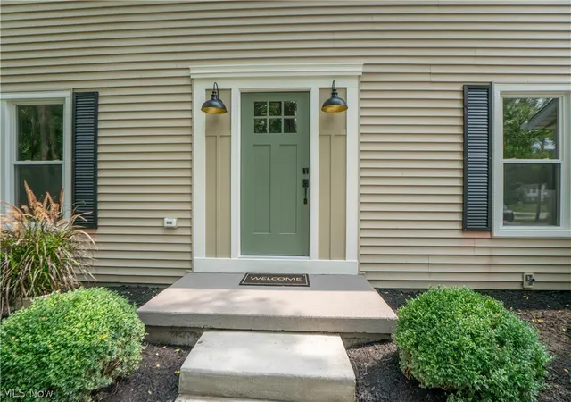Photo 4 of Single family home for sale at 7785 Salem Dr, Hudson, OH 44236 | MLS# 5241525 | Listing updated on 2026-09-24