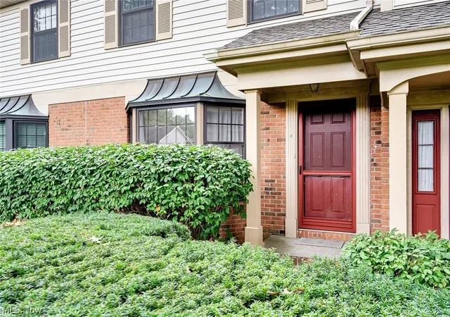 Photo 2 of Condo for sale at 200 Talsman Dr #C, Canfield, OH 44406 | MLS# 5241593 | Listing updated on 2026-09-11