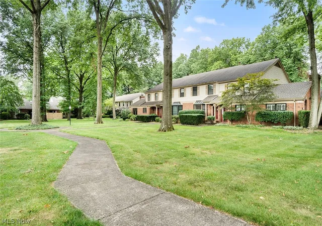 Listing Photo 5 - Condo for sale in building located at 200 Talsman Dr, Canfield, OH 44406 - Unit #C