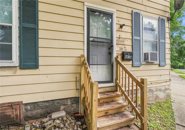 Photo 3 of House for sale at 167 Ruckel Rd, Akron, OH 44305 | MLS# 5241293 | Listing updated on 2026-09-15