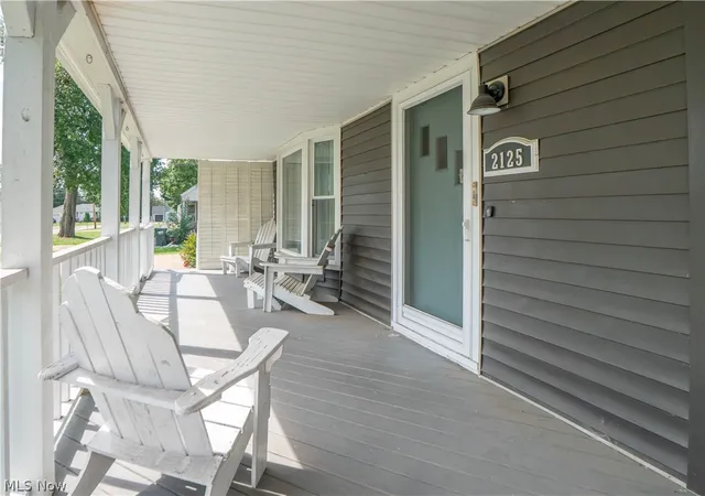 Photo 4 of Sale Pending at 2125 41st Street NE, Canton, OH 44705 | MLS# 5240631 | Listing updated on 2026-10-02