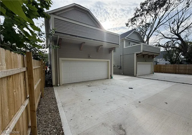 Photo 4 of Single family home for sale at 1885 Woodlawn Ave, Cleveland, OH 44112 | MLS# 5241049 | Listing updated on 2026-09-10