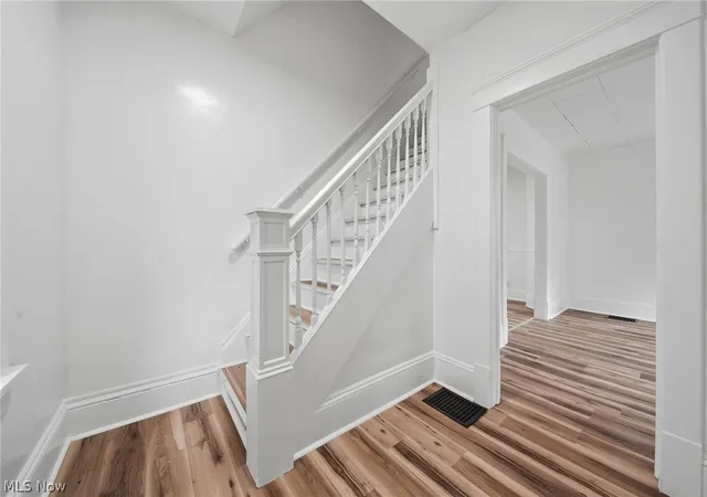 Photo 3 of Single family home for sale at 1512 Bonnot Pl Ne, Canton, OH 44705 | MLS# 5241654 | Listing updated on 2026-09-25