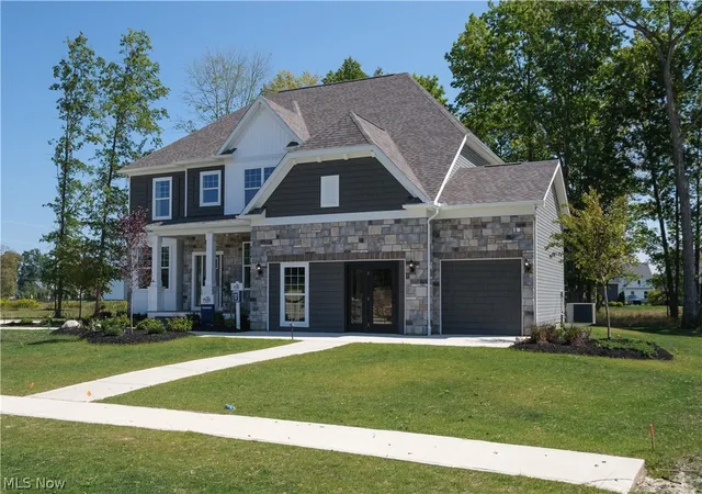 Single family home for sale at 527 Port Side Dr, Avon Lake, OH 44012 | MLS# 5241801