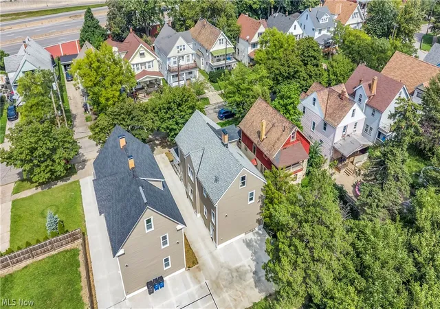 Photo 4 of House for sale at 3925 Riverside Ave, Cleveland, OH 44109 | MLS# 5241265 | Listing updated on 2026-09-06