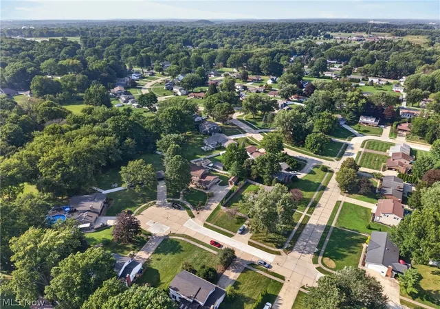 Photo 34 of Single family home for sale at 381 Fawnwood Dr, Tallmadge, OH 44278 | MLS# 5241569 | Listing updated on 2026-09-12