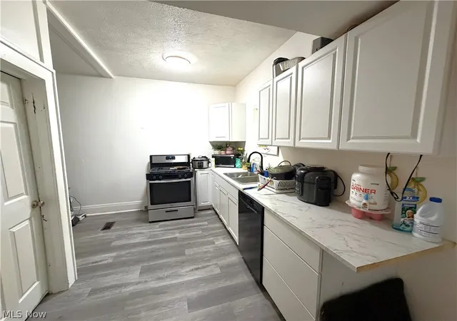 Photo 4 of Single family home for sale at 547 Morgan Ave, Akron, OH 44311 | MLS# 5241796 | Listing updated on 2026-09-02