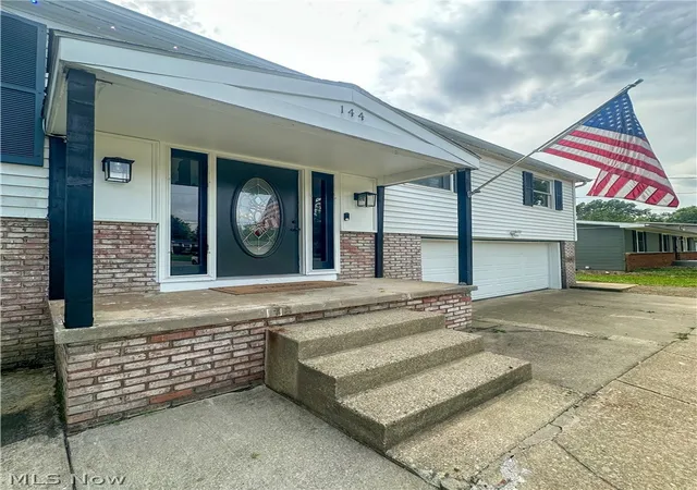 Photo 2 of Single family home for sale at 144 Morningside Rd, Niles, OH 44446 | MLS# 5241774 | Listing updated on 2026-09-02