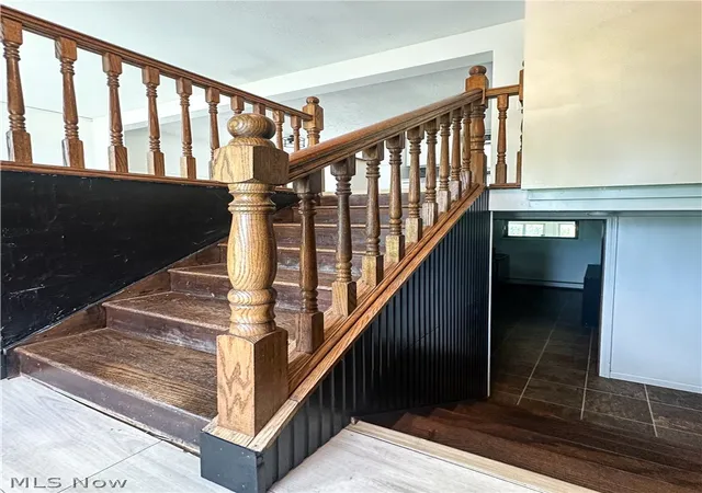 Photo 3 of Single family home for sale at 144 Morningside Rd, Niles, OH 44446 | MLS# 5241774 | Listing updated on 2026-09-02