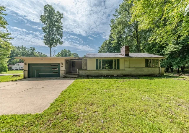 Photo 1 of Single family home for sale at 2954 Anderson Morris Rd, Niles, OH 44446 | MLS# 5240854 | Listing updated on 2026-09-12