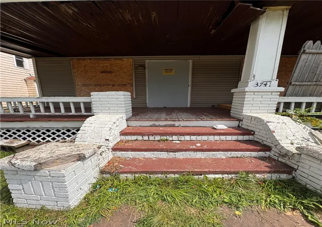 Listing Photo 2 - Condo for sale in building located at 3741 E 71st St, Cleveland, OH 44105