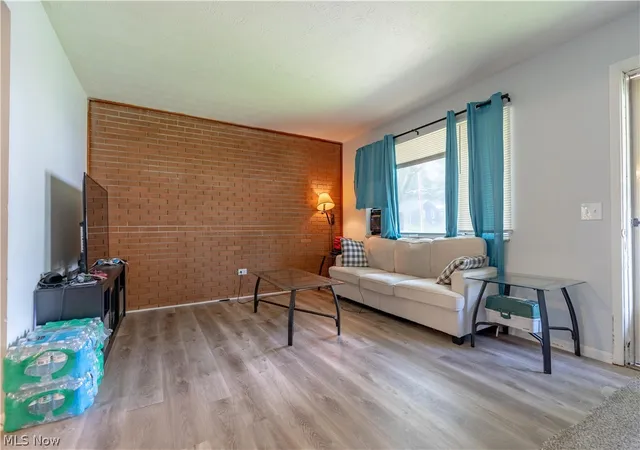 Photo 3 of Multi family home for sale at 316 Pershing Ave Nw, Massillon, OH 44646 | MLS# 5241677 | Listing updated on 2026-09-02
