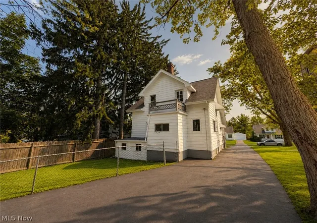 Photo 2 of Single family home for sale at 16029 Friend Ave, Maple Heights, OH 44137 | MLS# 5241544 | Listing updated on 2026-09-02