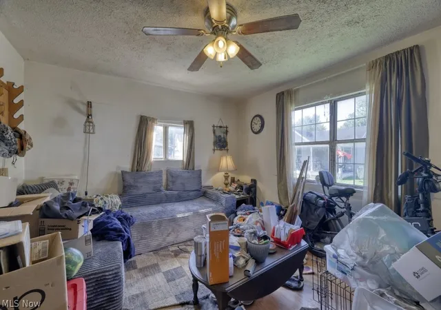 Photo 2 of Single family home for sale at 919 15th Street, Parkersburg, WV 26101 | MLS# 5241835 | Listing updated on 2026-09-02