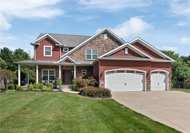 Photo 2 of Single family home for sale at 13345 Williamsburg Ave Nw, Uniontown, OH 44685 | MLS# 5237116 | Listing updated on 2026-09-03