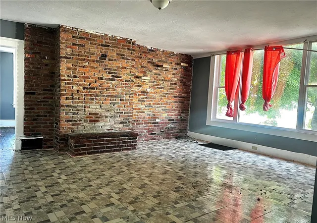 Photo 3 of Single family home for sale at 10402 Shale Ave, Cleveland, OH 44104 | MLS# 5241883 | Listing updated on 2026-09-12