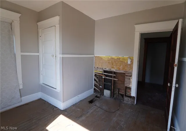 Photo 3 of Single family home for sale at 718 Clark St, Cambridge, OH 43725 | MLS# 5241415 | Listing updated on 2026-09-03