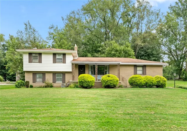 Photo 1 of Single family home for sale at 2591 Woodview Rd, Green, OH 44685 | MLS# 5241698 | Listing updated on 2026-09-11
