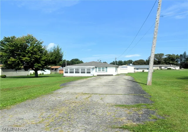 Photo 18 of Single family home for sale at 726 Penhale Ave, Campbell, OH 44405 | MLS# 5241446 | Listing updated on 2026-09-09