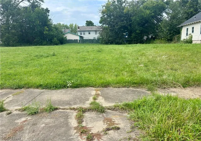 Photo 2 of Land for sale at 268 E Judson Ave, Youngstown, OH 44507 | MLS# 5241890 | Listing updated on 2026-09-10