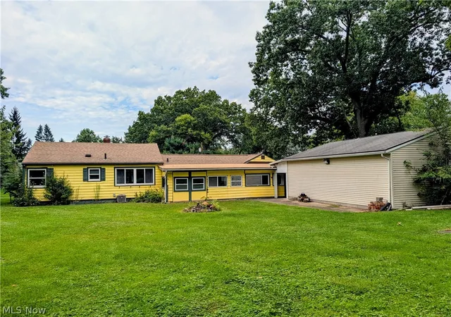 Photo 3 of Sale Pending at 678 Shook Rd, Coventry Township, OH 44319 | MLS# 5240936 | Listing updated on 2026-10-06