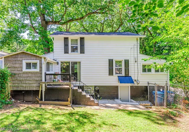 Photo 2 of Single family home for sale at 260 E Pace Ave, Coventry Township, OH 44319 | MLS# 5241897 | Listing updated on 2026-09-04
