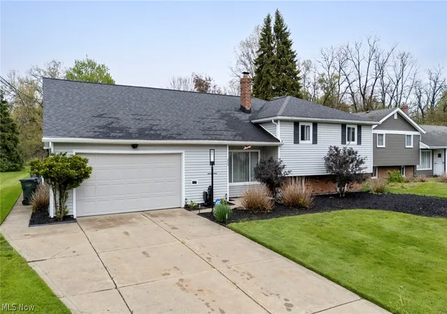 Photo 2 of Sale Pending at 823 Belwood Dr, Cleveland, OH 44143 | MLS# 5241915 | Listing updated on 2026-09-15
