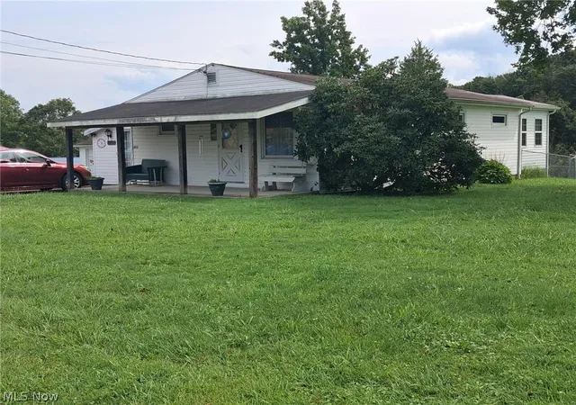 Photo 1 of Single family home for sale at 413 New England Ridge Rd, Washington, WV 26181 | MLS# 5241642 | Listing updated on 2026-09-07