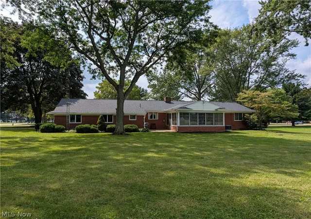 Photo 2 of Single family home for sale at 707 Markley St NE, Canton, OH 44721 | MLS# 5241950 | Listing updated on 2026-09-03