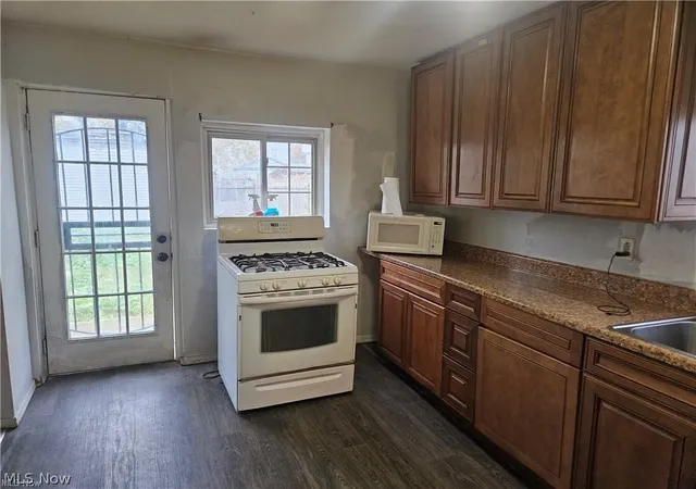 Photo 2 of Single family home for sale at 715 E 156th Street, Cleveland, OH 44110 | MLS# 5241960 | Listing updated on 2026-09-03