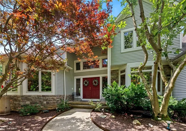 Photo 2 of Single family home for sale at 16680 Anne Ln, Chagrin Falls, OH 44023 | MLS# 5234461 | Listing updated on 2026-09-03