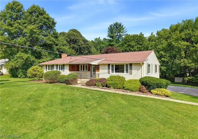 Photo 2 of Sale Pending at 1373 Bell Rd, Chagrin Falls, OH 44022 | MLS# 5241221 | Listing updated on 2026-09-05