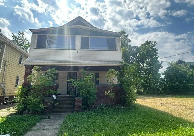 Multi family home for sale at 798 Wayside Rd, Cleveland, OH 44110 | MLS# 5241620