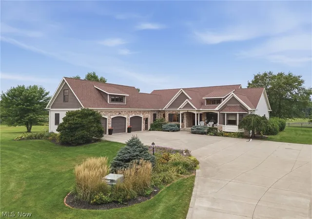 Photo 1 of Sale Pending at 2815 Bartlett Rd, Mantua, OH 44255 | MLS# 5240984 | Listing updated on 2026-10-04