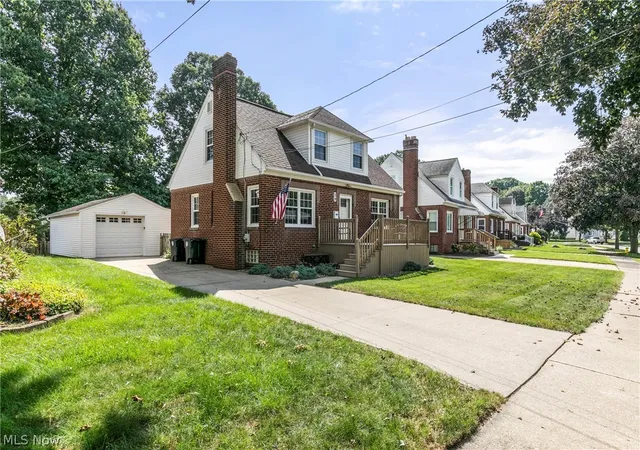 Photo 3 of Sale Pending at 29 Davenport Ave, Akron, OH 44312 | MLS# 5241279 | Listing updated on 2026-09-04