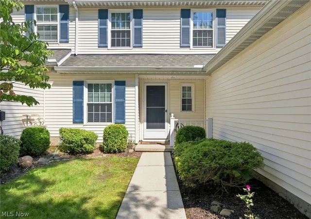 Photo 2 of Sale Pending at 34756 Parkview Ln #B, Willoughby, OH 44094 | MLS# 5240552 | Listing updated on 2026-09-08