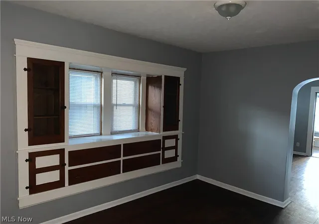 Photo 3 of Multi family home for sale at 426 S Arlington St, Akron, OH 44306 | MLS# 5241901 | Listing updated on 2026-09-08