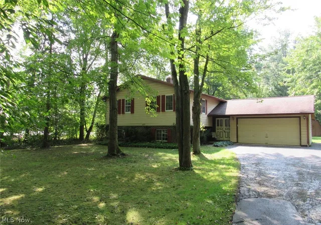Photo 1 of Sale Pending at 7980 Auburn Rd, Concord Township, OH 44077 | MLS# 5241919 | Listing updated on 2026-09-06