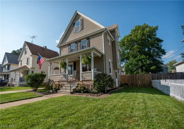Photo 2 of Sale Pending at 140 Cornell Ave, Elyria, OH 44035 | MLS# 5240293 | Listing updated on 2026-09-07