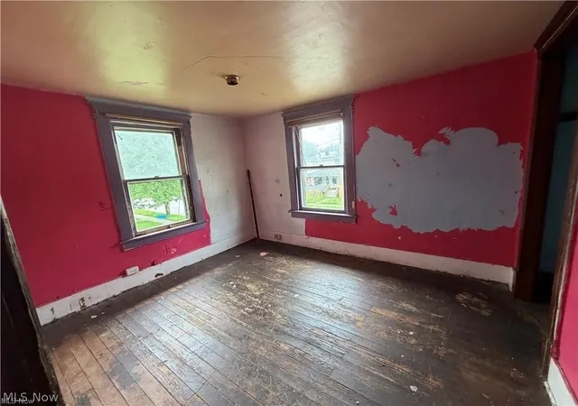 Photo 9 of Single family home for sale at 235 Iddings Ave Se, Warren, OH 44483 | MLS# 5241343 | Listing updated on 2026-09-03