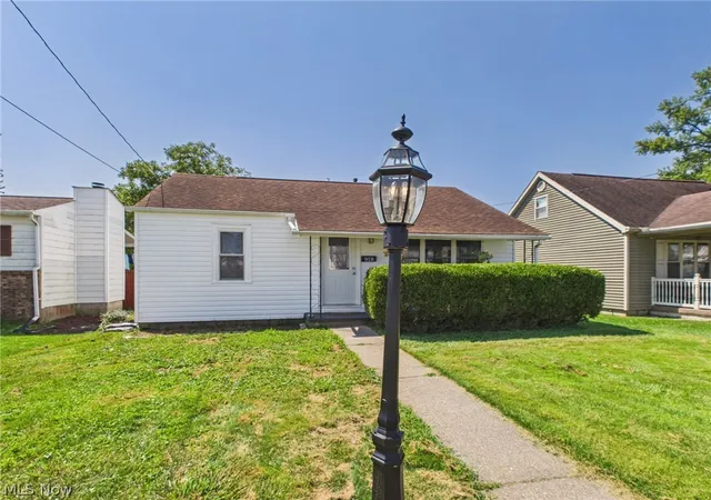 Photo 1 of Sale Pending at 918 18th Street, Vienna, WV 26105 | MLS# 5241997 | Listing updated on 2026-09-14