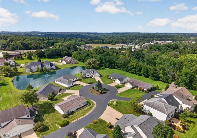 Photo 2 of Single family home for sale at 3270 Greentree Cir, Medina, OH 44256 | MLS# 5241514 | Listing updated on 2026-09-08