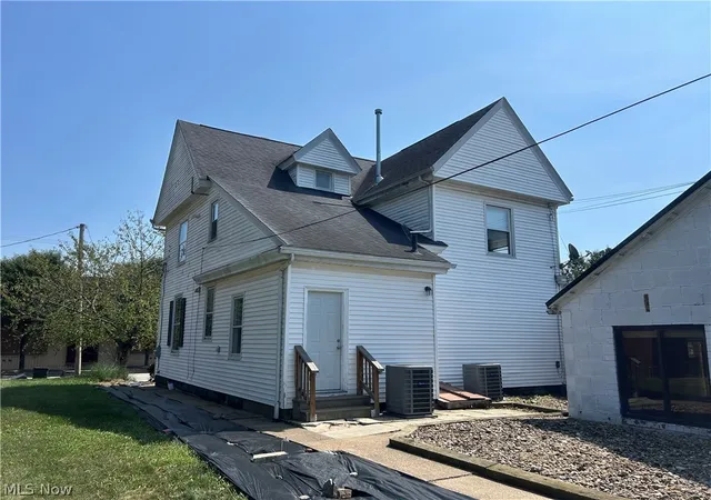 Photo 40 of Single family home for sale at 105 Main St N, Navarre, OH 44662 | MLS# 5240671 | Listing updated on 2026-09-24