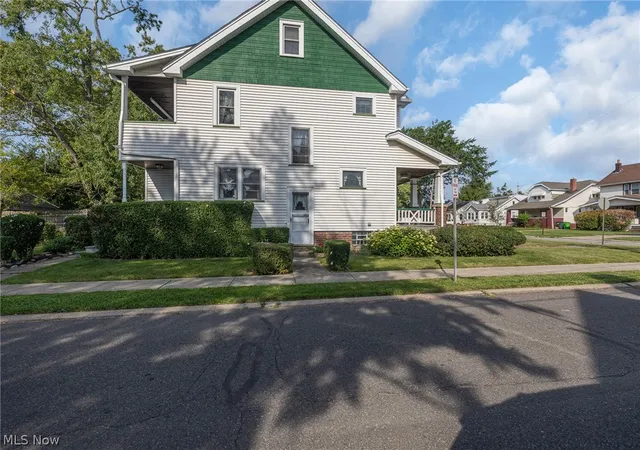Photo 3 of Sale Pending at 9820 Robinson Ave, Cleveland, OH 44125 | MLS# 5241578 | Listing updated on 2026-09-08