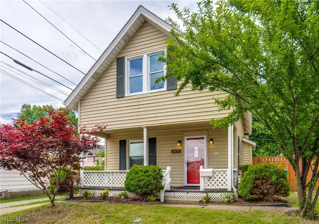 Photo 3 of Single family home for sale at 5015 12th Street Sw, Canton, OH 44710 | MLS# 5242098 | Listing updated on 2026-09-03