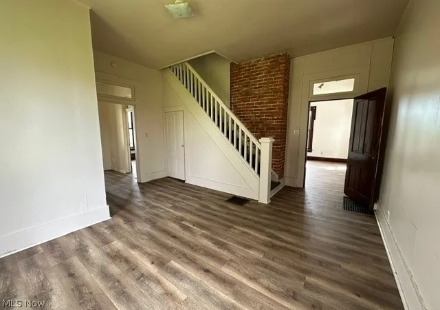 Photo 4 of Single family home for sale at 1601 Ridge Rd, Zanesville, OH 43701 | MLS# 5242010 | Listing updated on 2026-09-16